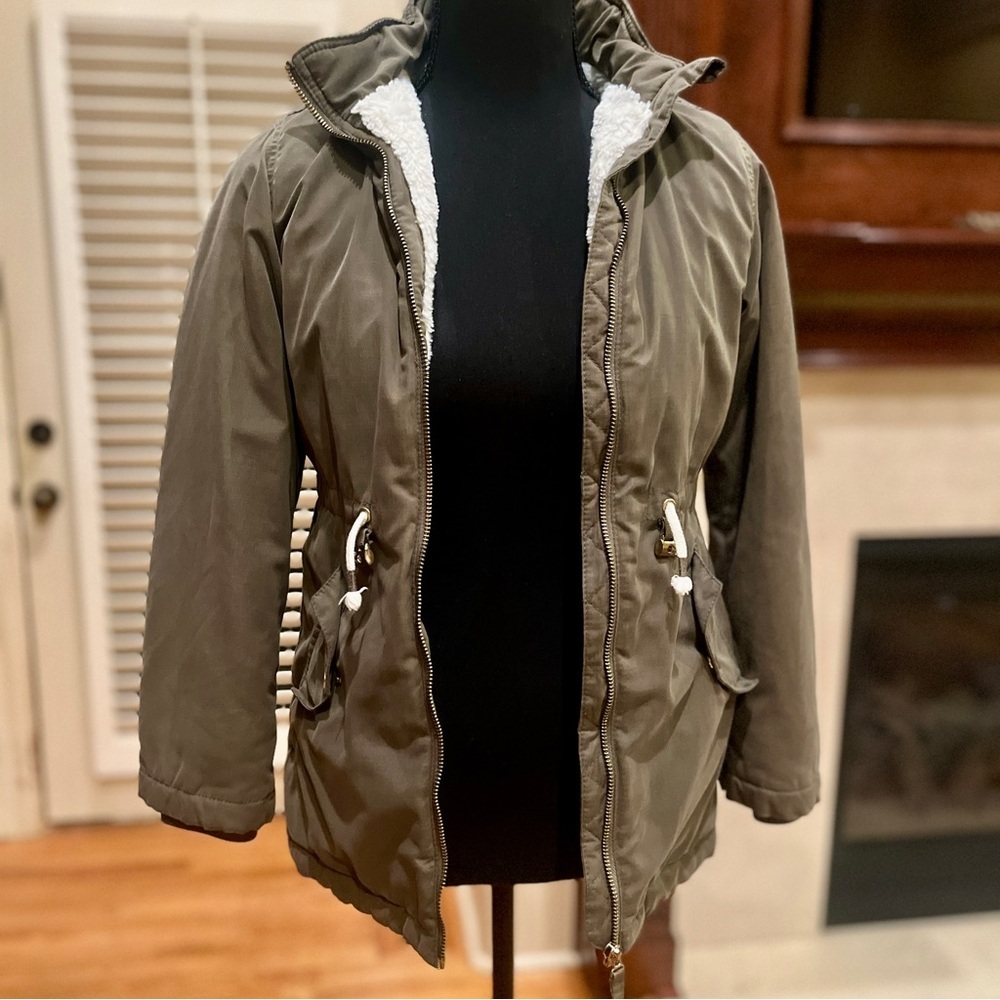 H&M Utility Jacket Faux Sherpa Lined Size 9 10 - Picture 3 of 9